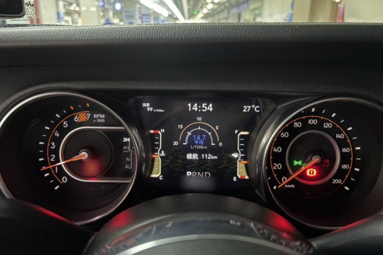 Used Jeep Wrangler 2019 2.0T Sahara Four-Door Version China VI Emission Standard
