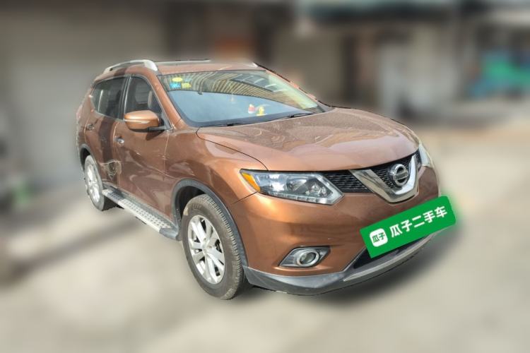 Used Nissan X-Trail 2014 2.5L CVT Leading Edition 4WD
