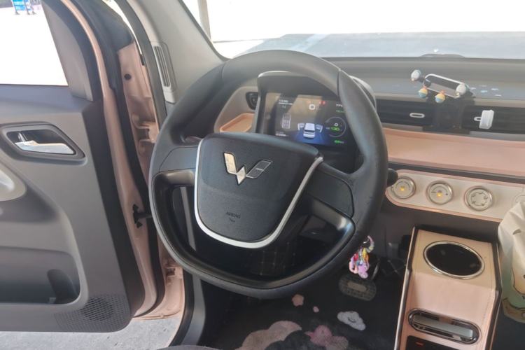 Used Wuling Hongguang MINIEV 2021 Macaron Premium Model – Lithium Iron Phosphate