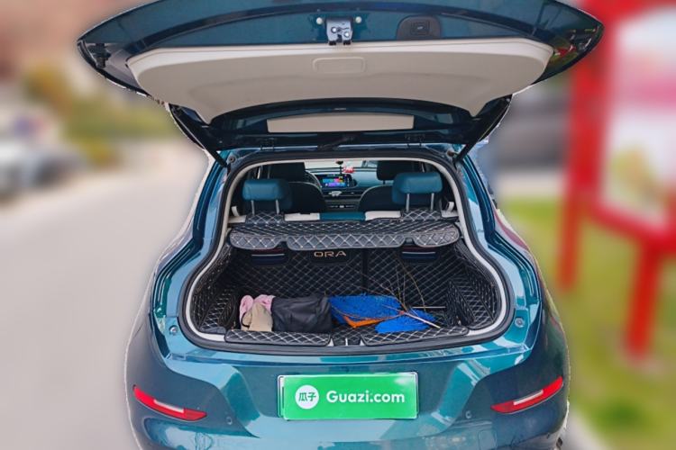 Used ORA Good Cat 2023 401 km Standard Range Premium Version Lithium Iron Phosphate
