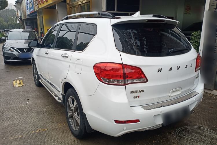 Used Haval H6 2016 Upgraded Model 1.5T Automatic Two-Wheel Drive Elite Version

