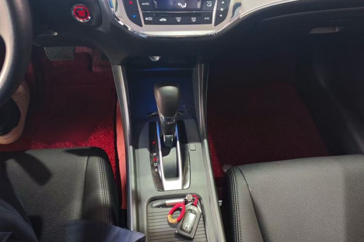 Used Honda Jade 2020 1.8L automatic Comfort version
