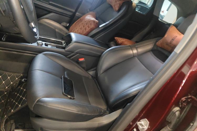 Used Lincoln Corsair 2022 2.0T Two-Wheel Drive Deluxe Edition Left Front Seat