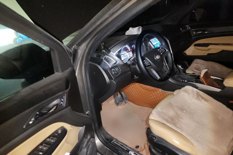 Used Cadillac SRX 2013 3.0L Leading Model
