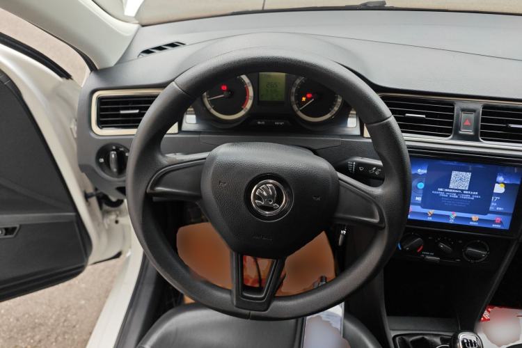 Used Skoda Rapid 2018 1.6L Manual Standard Edition Steering Wheel