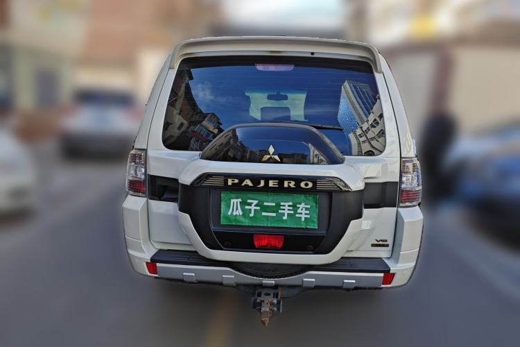 Used Mitsubishi Pajero 