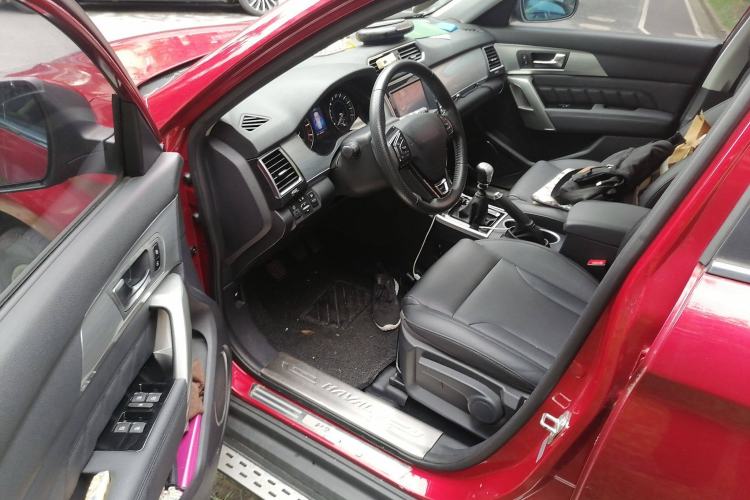 Used Haval H2 2014 1.5T Manual Two-Wheel Drive Elite Edition Driver Seat