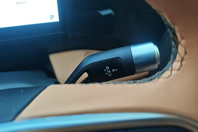 Used Geely Galaxy L7 2025 EM-i 115km Exploration Edition Gear Lever