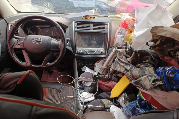 Used Land X5 2016 Plus 1.5T Manual Innovation Edition Center Console