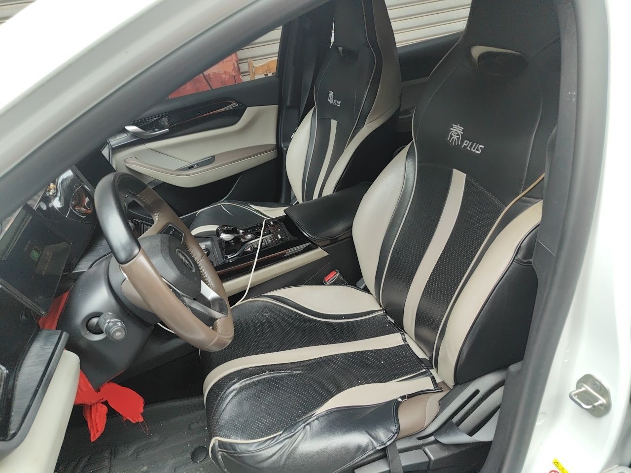 BYD Qin PLUS 2024 HONOR Edition DM-i 55KM Leading Model — снимка 15