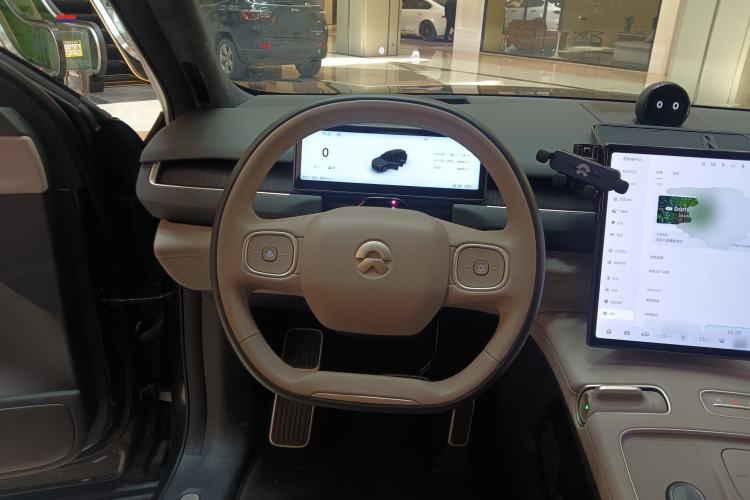 Used Nio ES8 2024 100kWh Signature Edition Steering Wheel