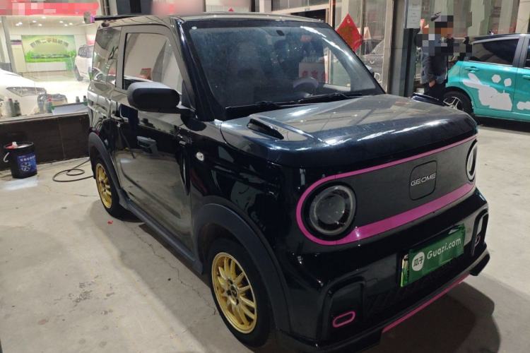 Used Geely Galaxy Panda 2024 200km Panda Kart Front Right 45 Deg