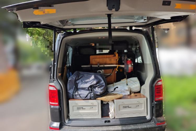 Used Volkswagen Caravelle 2018 2.0 TSI 4x4 Luxury Edition 7-Seater Trunk