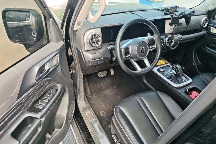 Used Tank 300 2023 City Edition 2.0T—Stylish as Ever Driver Seat