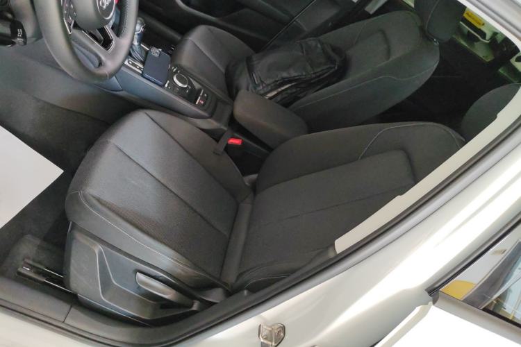 Used Audi Q2L 2020 35 TFSI Ambition Dynamic Edition
