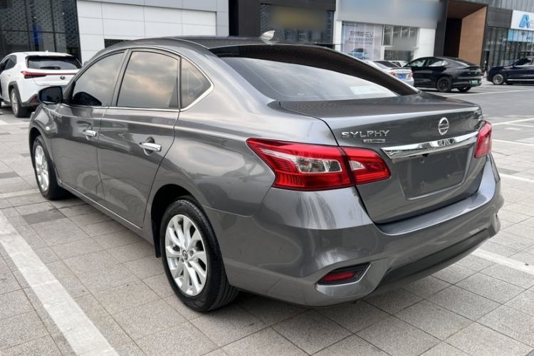 Used Nissan Sylphy 2019 Classic 1.6XL CVT Luxury Edition Exterior 10