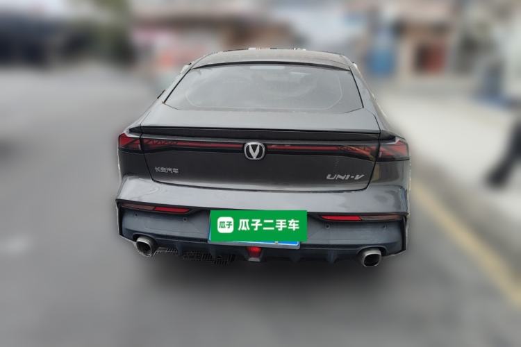 Used CHANGAN UNI-V 2022 1.5T Smart Navigation Version
