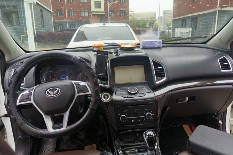 Used HYOSOW S6 2016 1.5T Manual Smart Edition Center Console