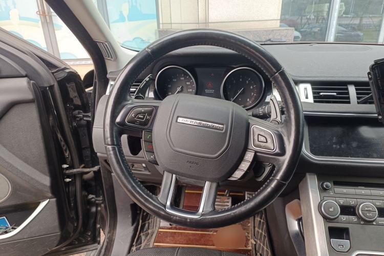 Used Land Rover Range Rover Evoque 2018 240 PS SE DYNAMIC Smart Edition