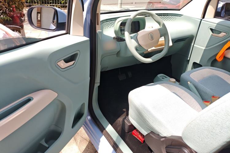 Used LINGBOX uni 2023 Ultra-Sweet Version (Manual Seating) Driver Seat