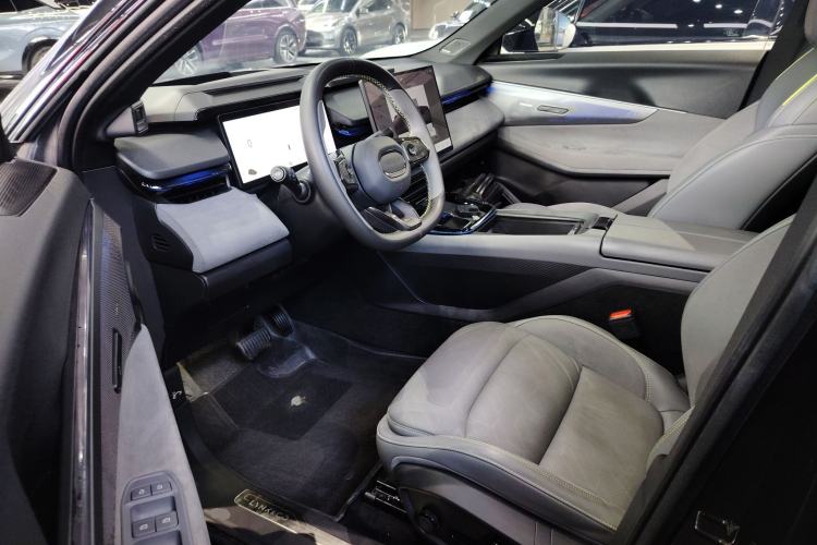 Used Lynk & Co 08 EM-P 2023 245km Ultra-Long Range Halo Driver Seat