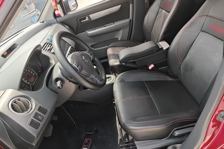 Used Suzuki Swift 2013 1.5L Automatic 20th Anniversary Limited Edition Left Front Seat