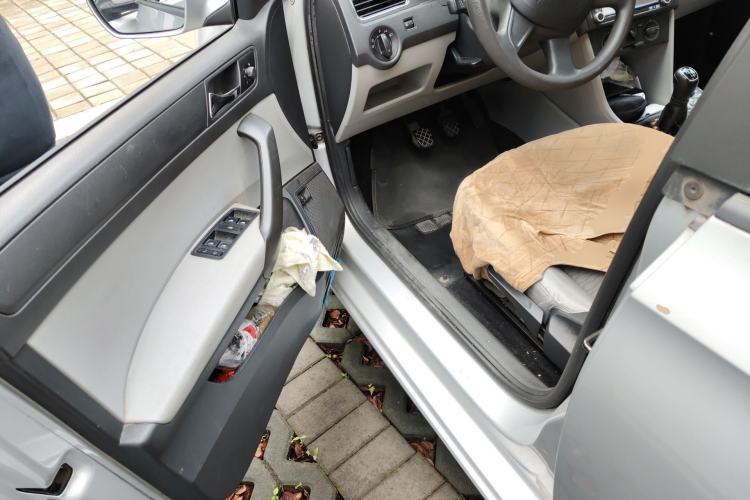 Used Skoda Rapid 2013 1.6L Manual Smart Selection Model
