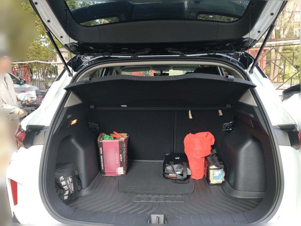 Geely Auto Coolray 2022 Bin Yue COOL 1.5TD DCT Hot Engine Edition — снимка 19