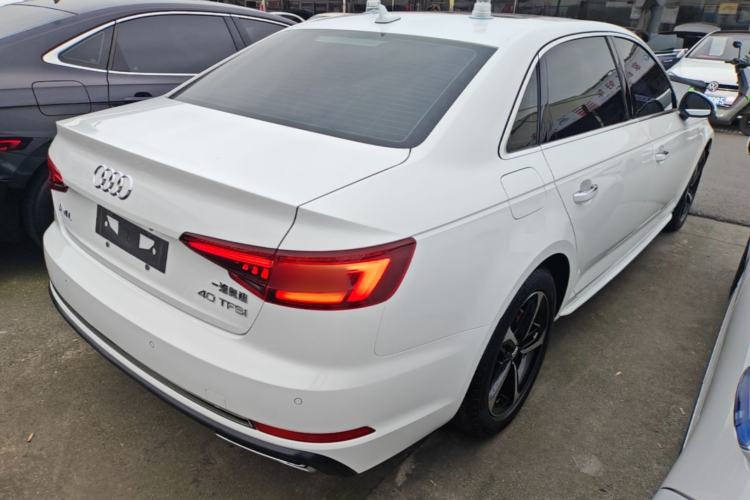 Used Audi A4L 2019 40 TFSI Ambition China VI