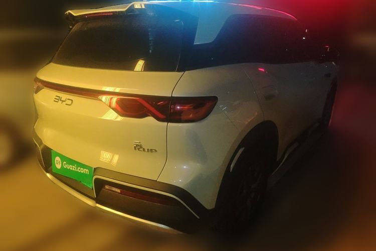 Used BYD Yuan UP 2024 401 km Active Version Rear Right 45 Deg