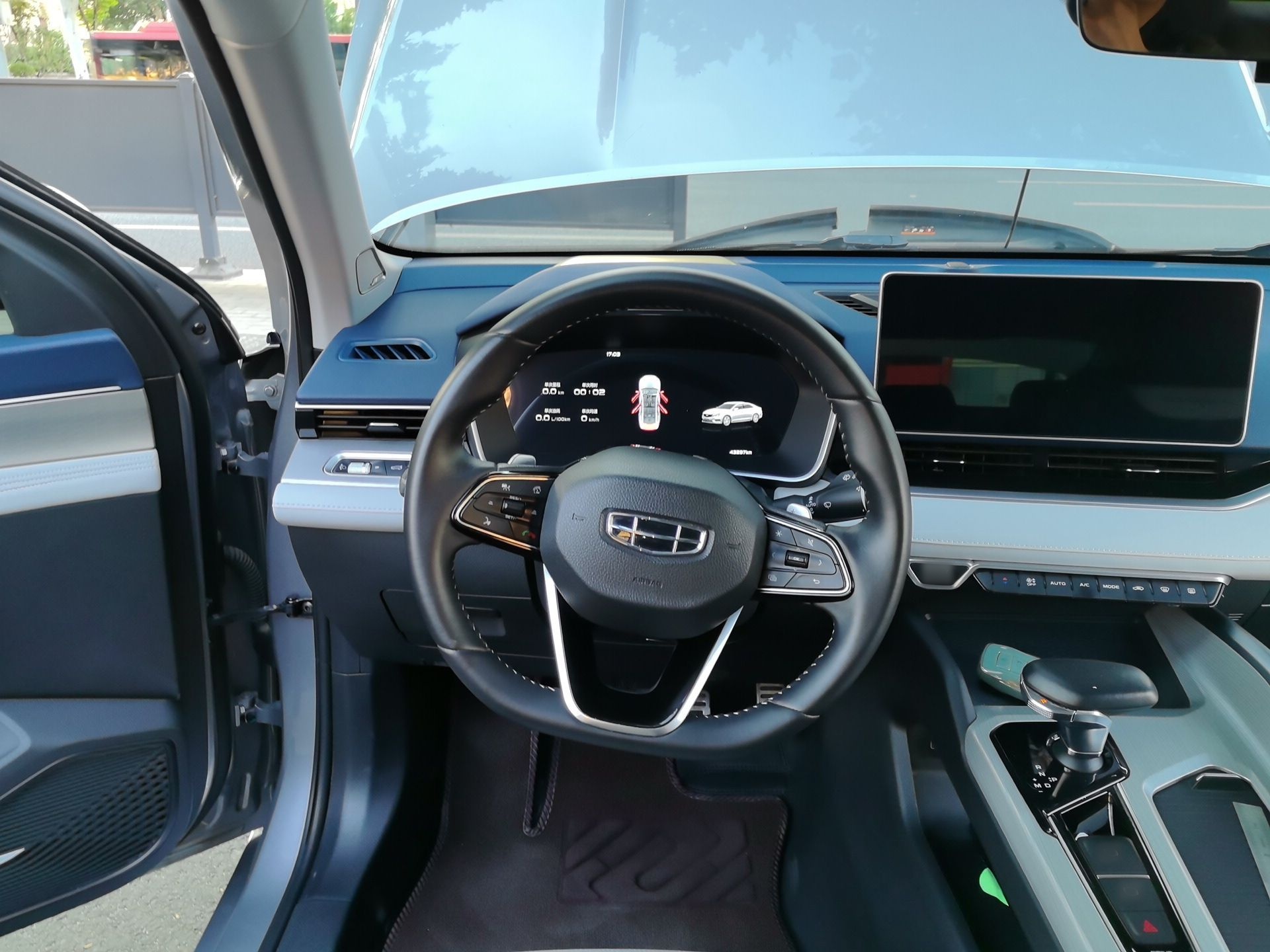 Geely Auto Preface 2021 Revised Version 2.0TD Luxury Edition — снимка 10