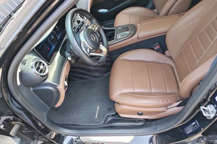 Used Mercedes-Benz E-Class 2019 Restyled E 300 L Sporty and Stylish Edition Left Front Seat