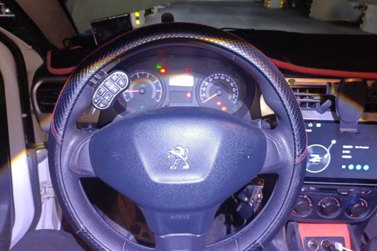 Used Peugeot 301 2016 1.6L Manual Comfort Edition Steering Wheel