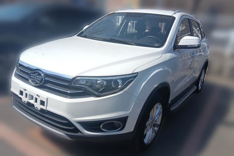 Used FAW Senya R7 2016 1.6L Manual Comfort Model