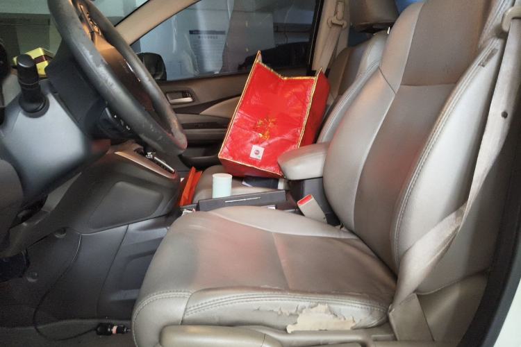 Used Honda CR-V 2012 2.0L two-wheel drive urban version Left Front Seat