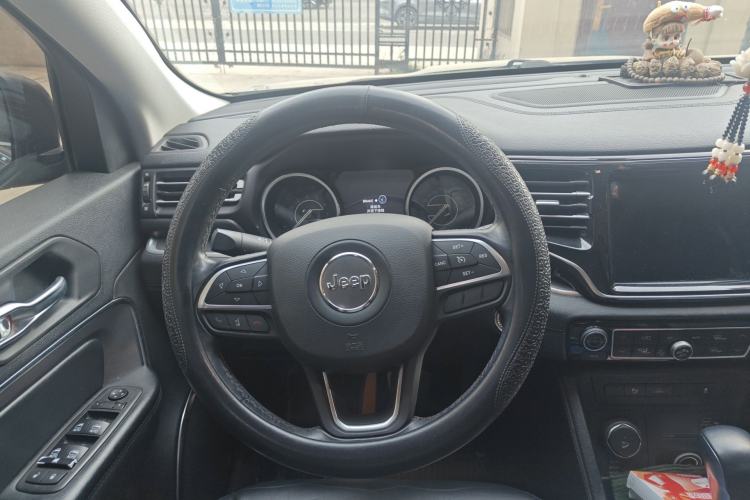 Used Jeep Grand Commander 2018 2.0T Four-Wheel Drive Premium Navigation Version China V