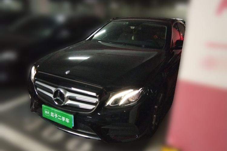 Used Mercedes-Benz E-Class 2016 E 300 L Sporty and Stylish Model