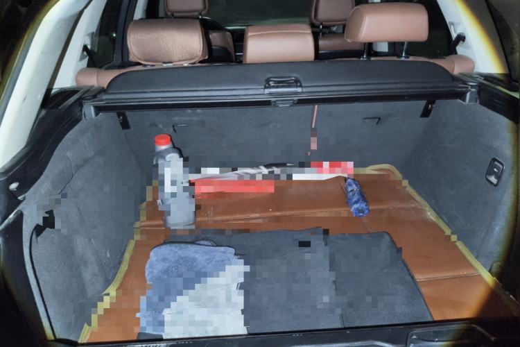 Used BMW X5 2011 xDrive35i Leading Model Trunk