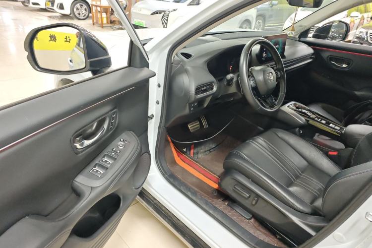 Used Honda HR-V 2023 2.0L eHEV Dynamic Edition
