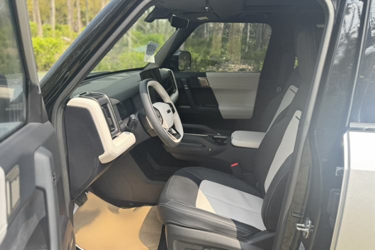 Used iCAR 03T 2024 520km Two-Wheel Drive Long-Range Version Left Front Seat