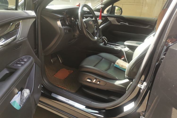 Used Cadillac XT6 2021 Revised Version 2.0T 6-Seater Four-Wheel Drive Premium Edition
