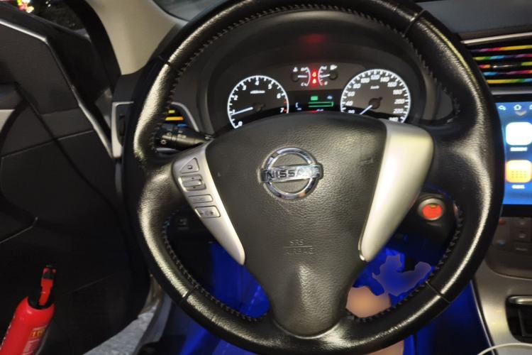 Used Nissan Sylphy 2014 1.6XV CVT Deluxe Edition Steering Wheel