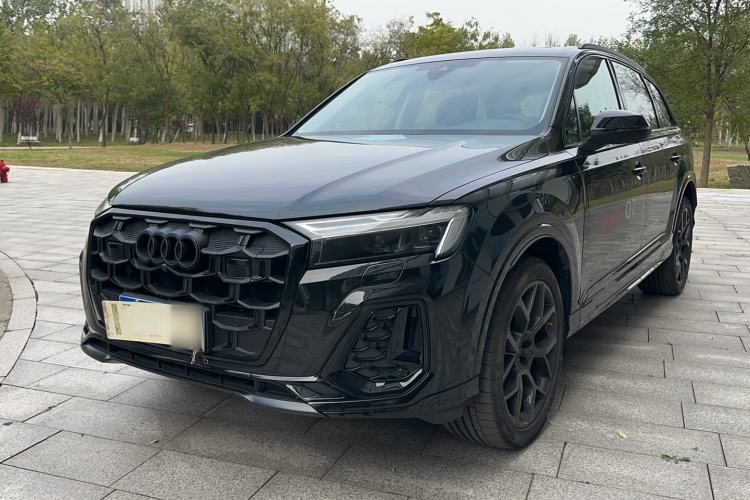 Used Audi Q7 2024 45 TFSI quattro S line Black Warrior Edition