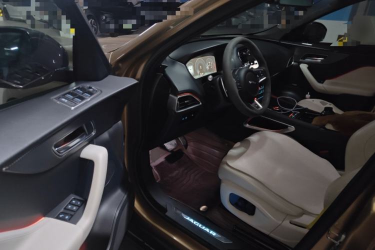 Used Jaguar F-PACE 2016 3.0 SC Four-Wheel Drive S High-Performance First-Edition Limited Model