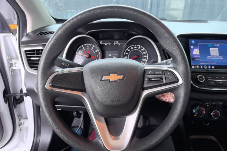 Used Chevrolet Monza 2019 320T Manual Xinxin Edition China VI
