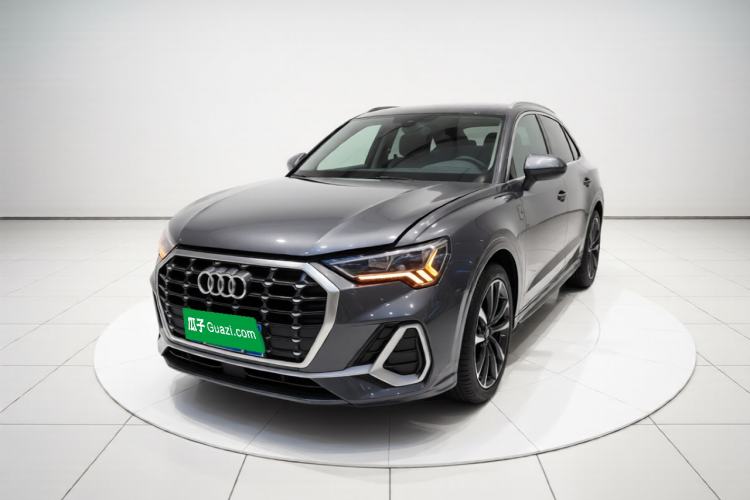 Used Audi Q3 2022 35 TFSI Fashion Dynamic Model