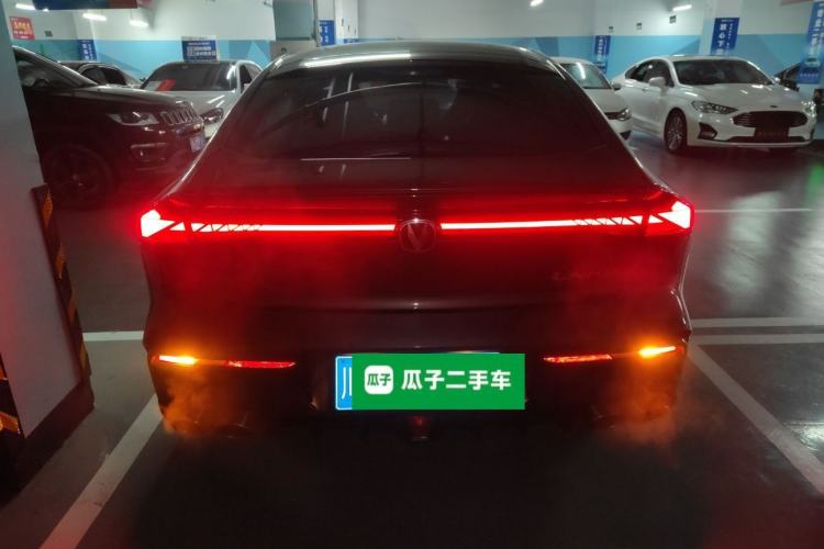 Used CHANGAN UNI-V 2023 1.5T Sport Edition Rear
