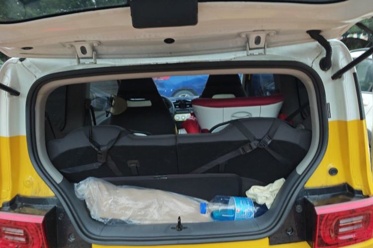 Used Wuling Hongguang MINIEV 2022 Macaron Fashion Edition Lithium-Nickel-Cobalt-Alpha-oxide Trunk