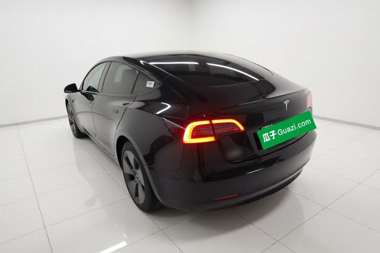 Used Tesla Model 3 2022 Rear-Wheel-Drive Version Exterior 2