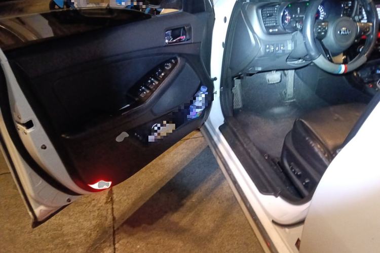 Used Kia K5 2015 2.0L Automatic LUX Driver Seat